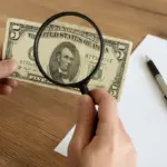 Valutazione di una banconota vecchia: come leggere le sigle e i numeri per non sbagliare