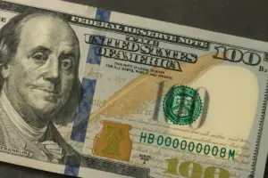 Cosa significa seriale basso su una banconota? Perché può far aumentare il prezzo