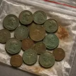 Errore comune nello stoccaggio di monete antiche: il materiale che rovina tutto